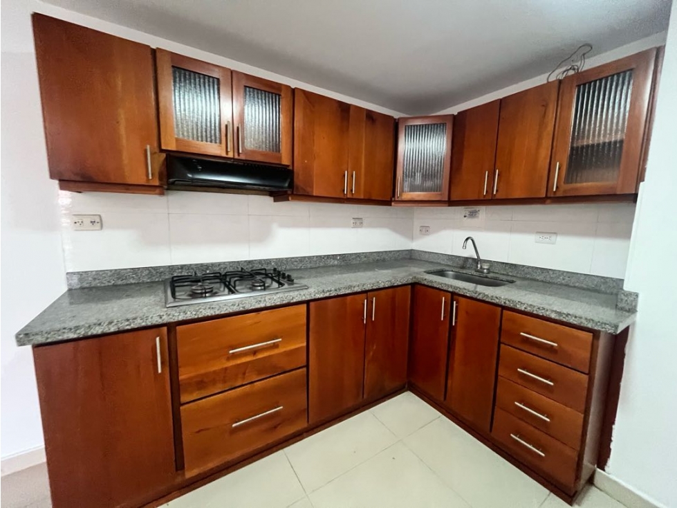 Apartamento en arriendo en envigado los naranjos — foto 4