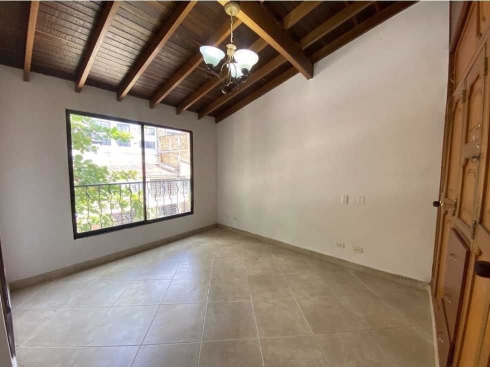 Apartamento en Arriendo en Estadio Medellín — foto 5