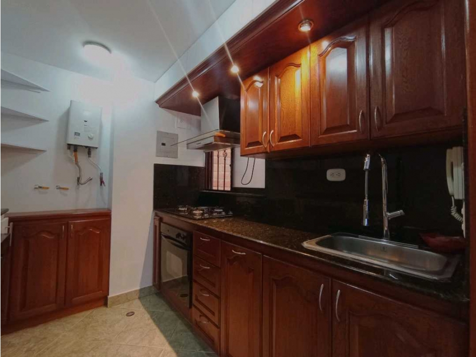 EN VENTA APARTAMENTO EN ENVIGADO, ANTIOQUIA PISO 4 — foto 2