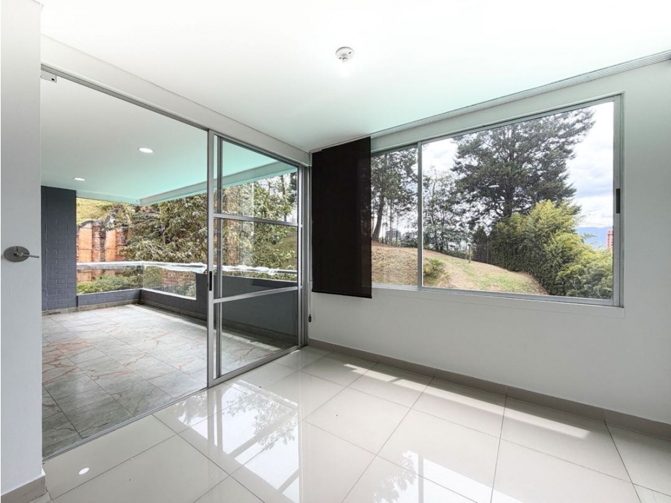 Apartamento en arriendo en La Calera, El Poblado — foto 4
