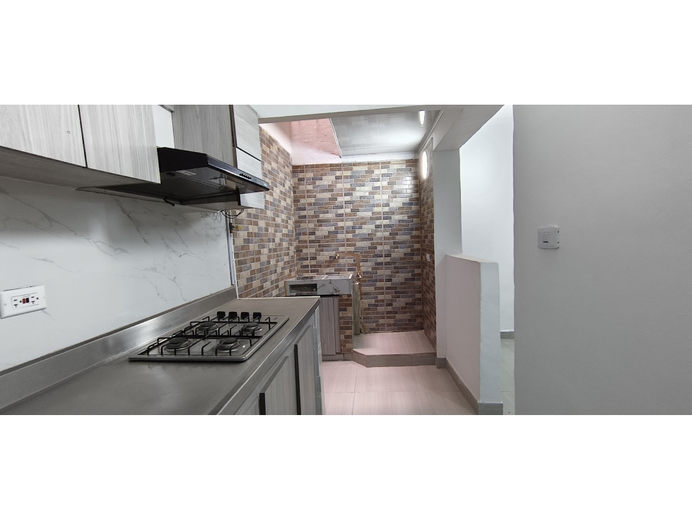 Apartamento en arriendo en La Castellana Medellín — foto 2