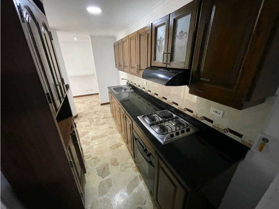 Apartamento en arriendo en Laureles Medellin — foto 2