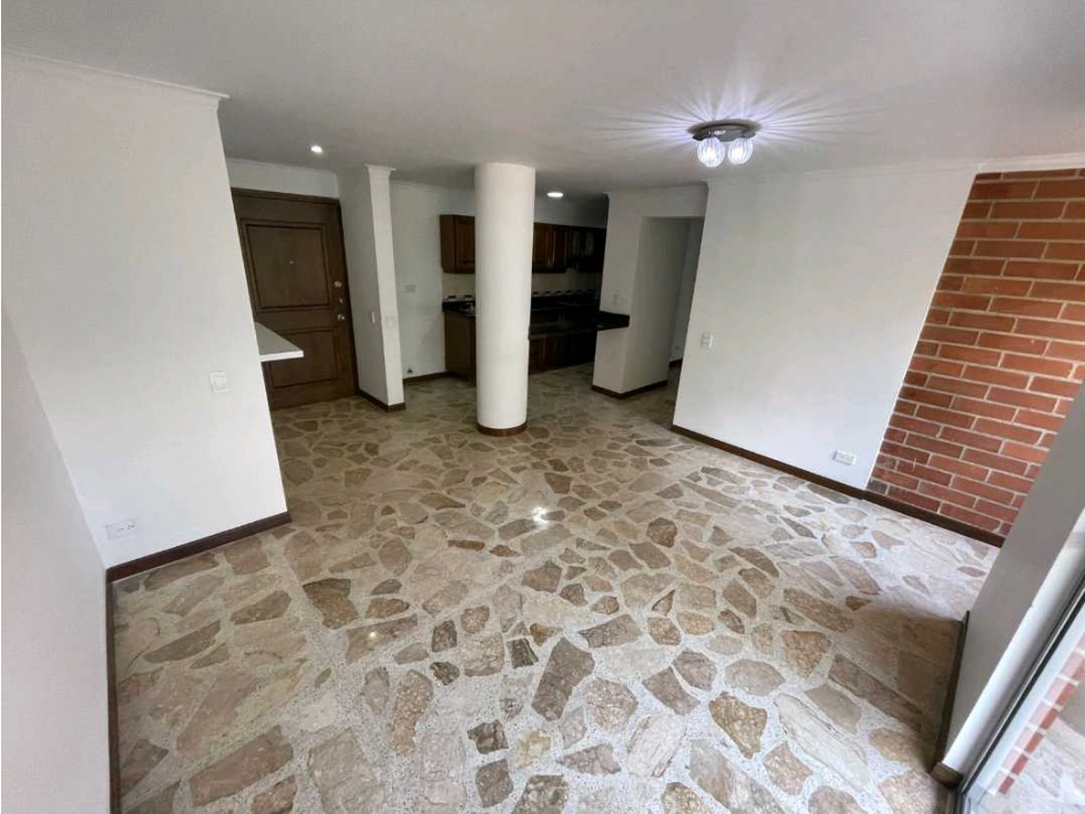 Apartamento en arriendo en Laureles Medellin — foto 5