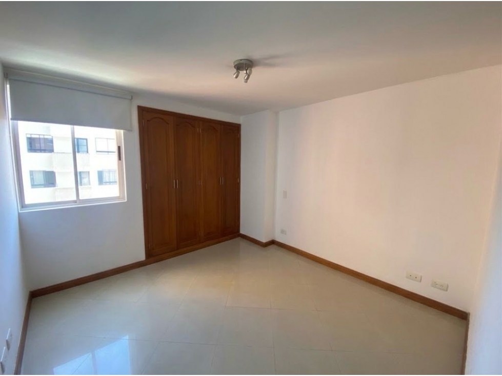 Apartamento en Arriendo en Laureles Medellín — foto 3