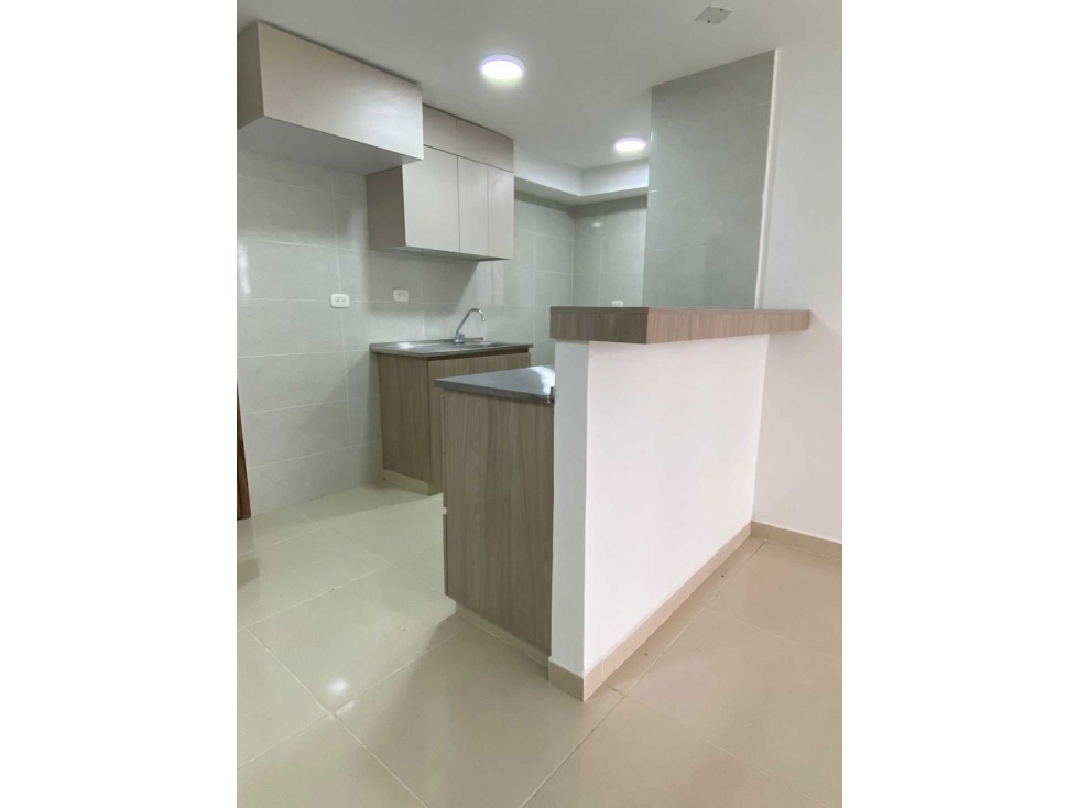 APARTAMENTO EN ARRIENDO EN MIRAMAR EN BARRANQUILLA — foto 2