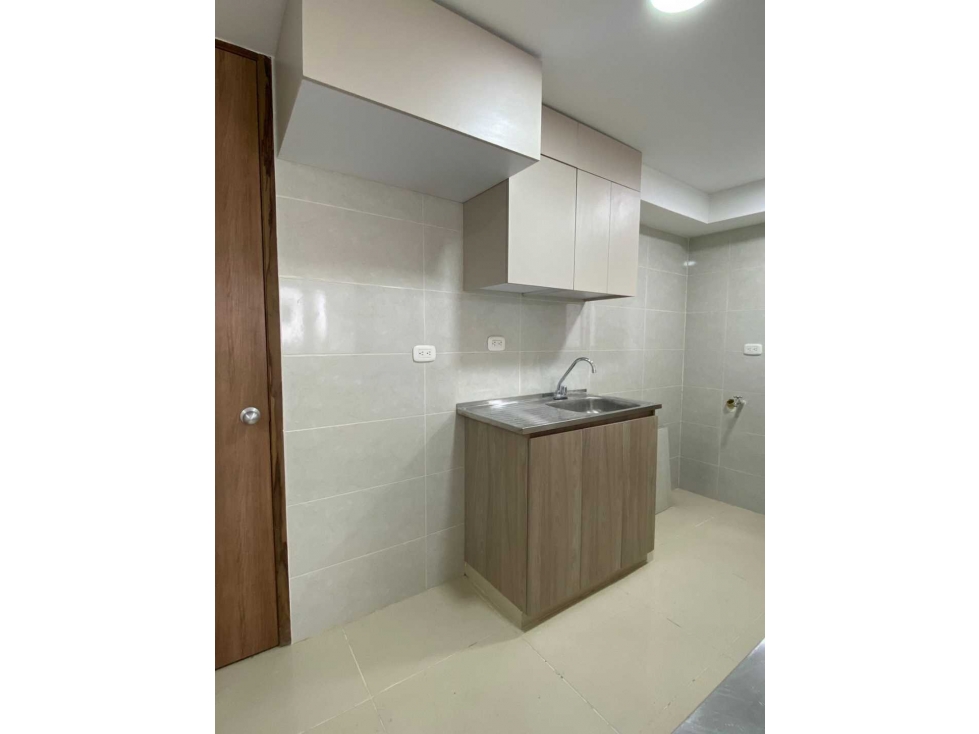 APARTAMENTO EN ARRIENDO EN MIRAMAR EN BARRANQUILLA — foto 3