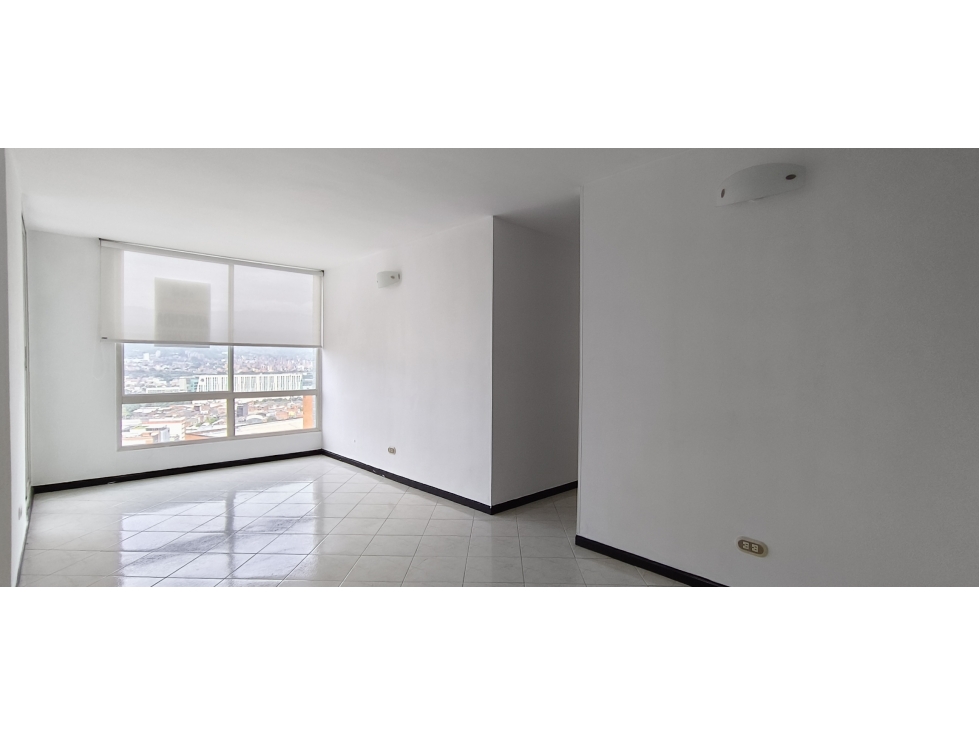Apartamento en arriendo en Poblado Medellín — foto 3
