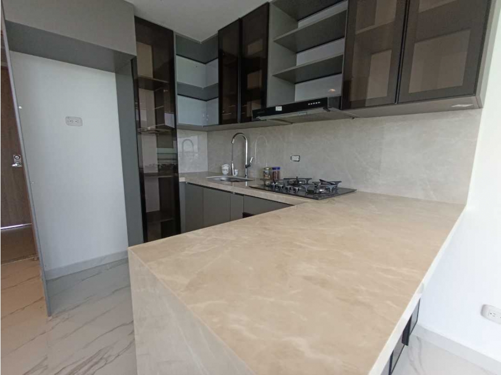 APARTAMENTO EN ARRIENDO EN RIO ALTO — foto 3