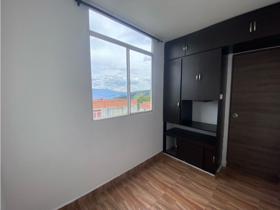 Apartamento en arriendo en Robledo Aurora Medellín — foto 6