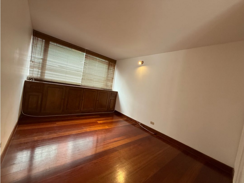 Apartamento en Arriendo en Rosales de 135 m² — foto 4