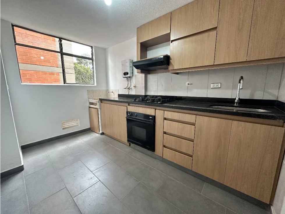 Apartamento en arriendo en uribe angel envigado