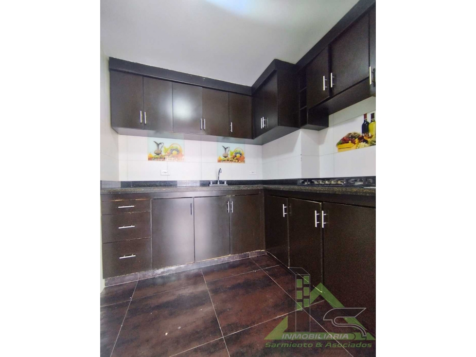 Apartamento en arriendo en Zipaquirá barrio San rafael — foto 2