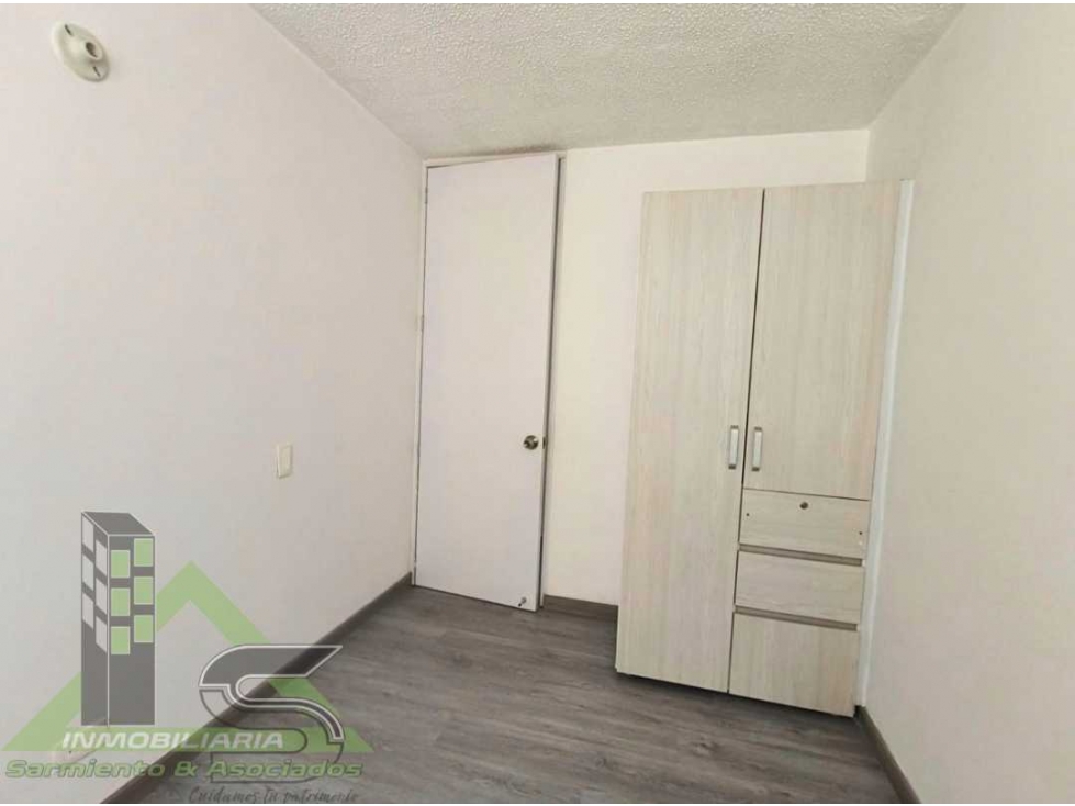 Apartamento en arriendo en Zipaquirá, Comuneros — foto 5