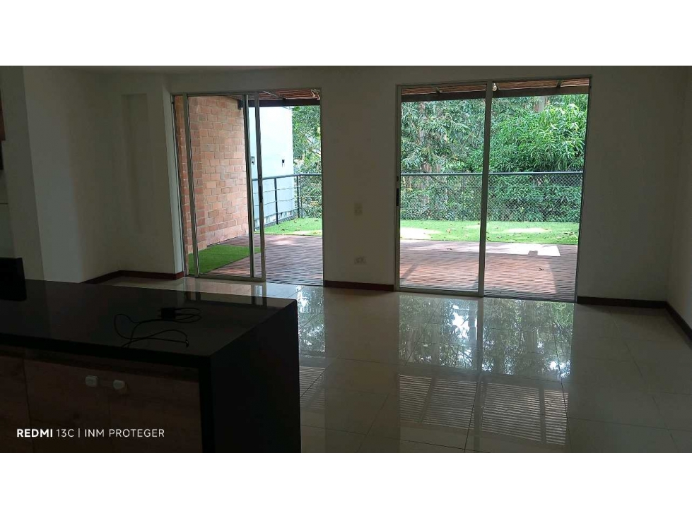 Casa en Arriendo en Unidad cerrada Casas de Aviñón Envigado — foto 2