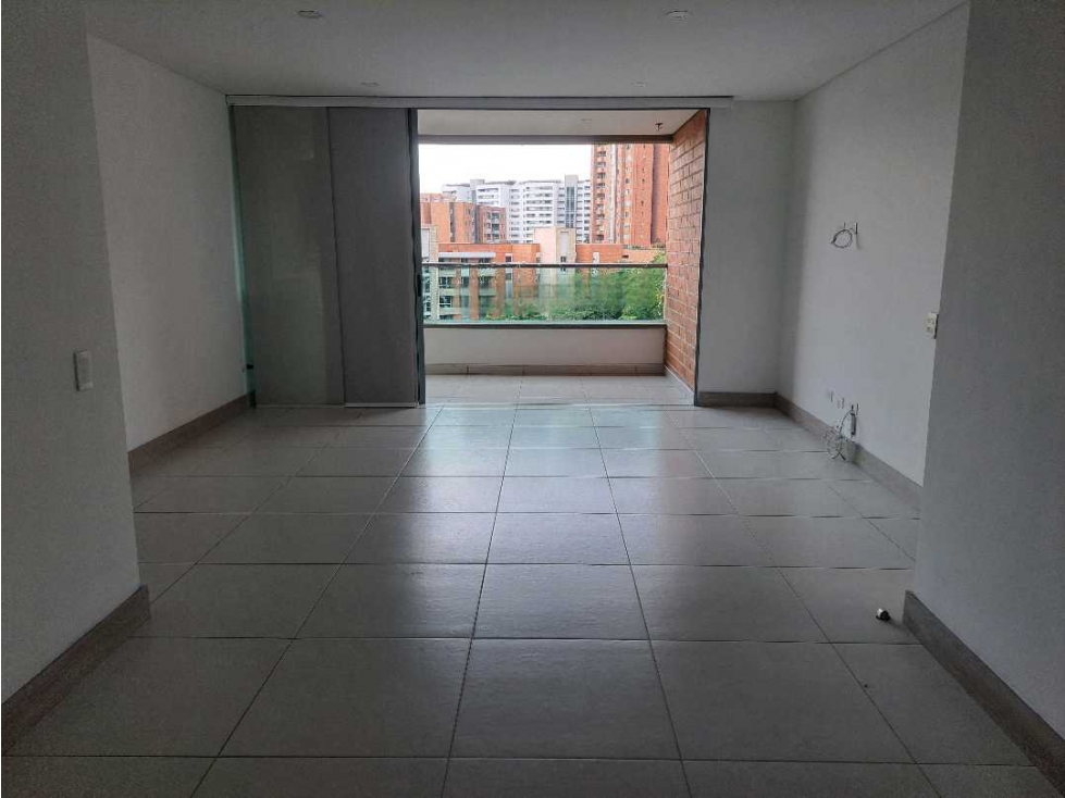 Apartamento en arriendo Envigado cumbres — foto 3