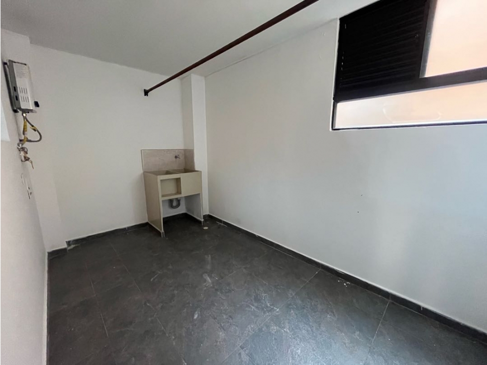 Apartamento en arriendo Envigado Obrero — foto 2
