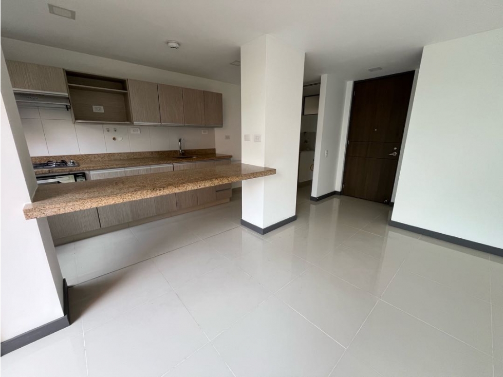 Apartamento en arriendo Envigado Cumbres — foto 2