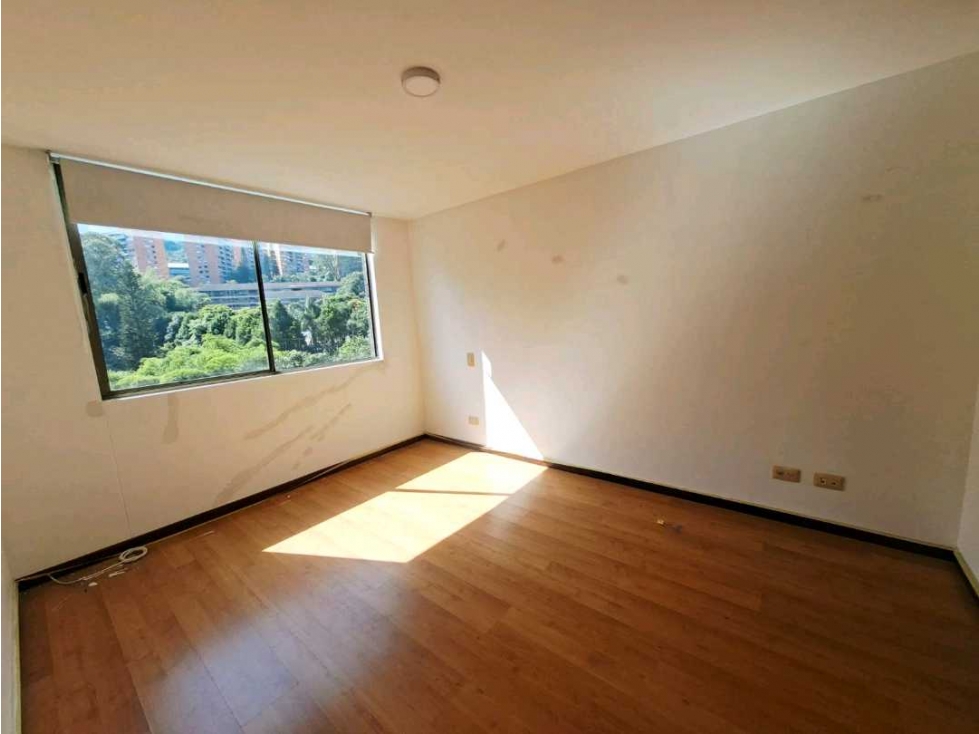 Apartamento en arriendo Envigado Cumbres AC3