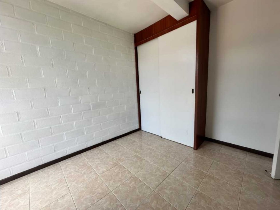 Apartamento en arriendo Envigado Barrio Metropilatano — foto 6