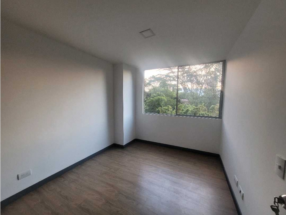Apartamento moderno en arriendo Envigado sector La Intermedia — foto 6