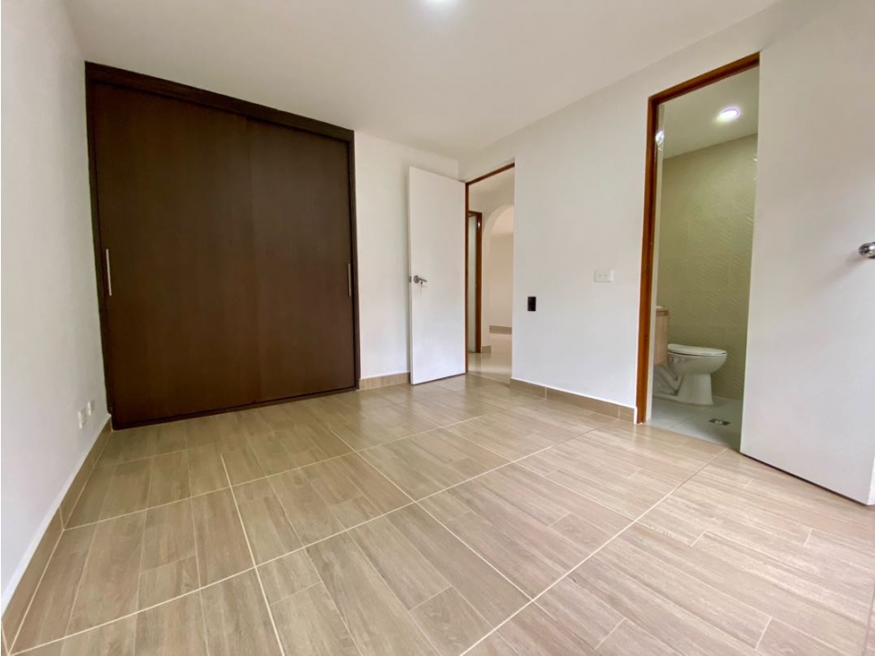 APARTAMENTO EN ARRIENDO, ENVIGADO CAMINO VERDE P4 — foto 6