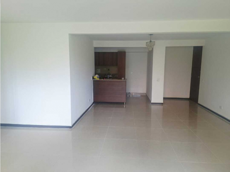 Apartamento en arriendo Envigado sector Cumbres CC — foto 2