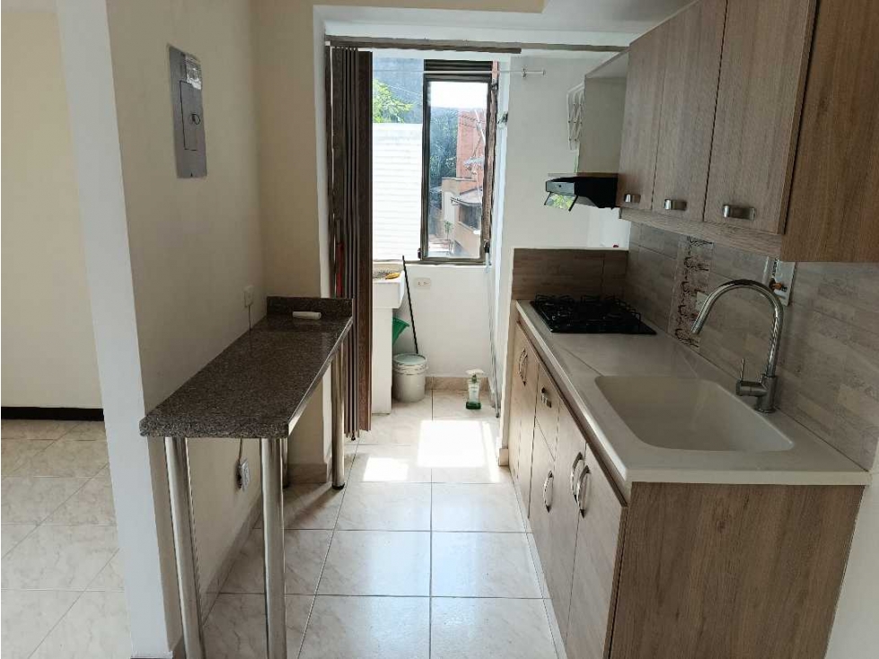 Apartamento en arriendo Envigado sector Mayorca — foto 4