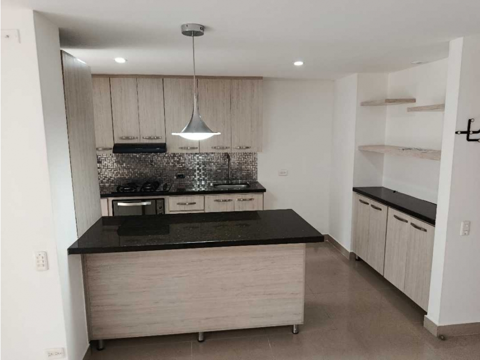 Apartamento en arriendo Envigado loma de las Brujas