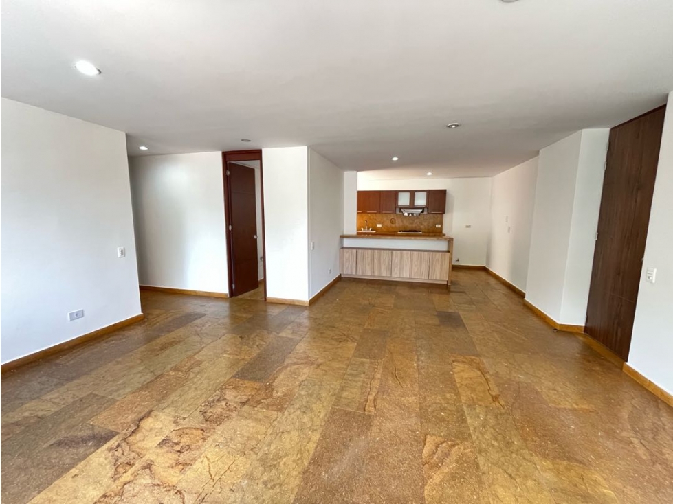 Apartamento en arriendo envigado sector los mangos - 1