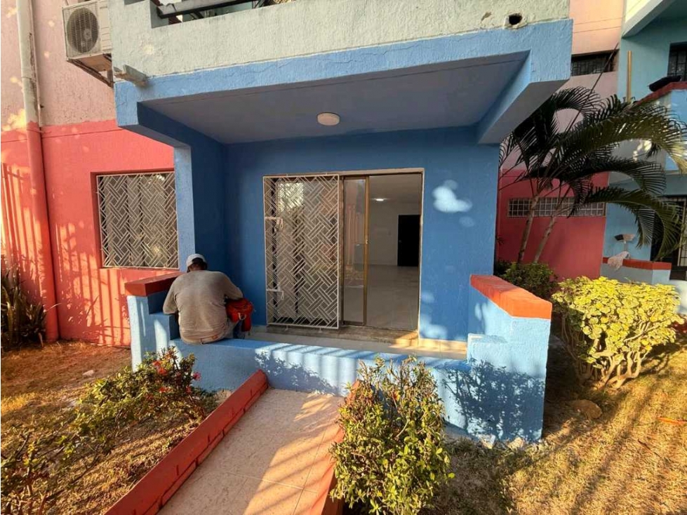 APARTAMENTO EN VENTA, REMODELADO EN LAS GAVIOTAS - CARTAGENA,BOLIVAR — foto 2
