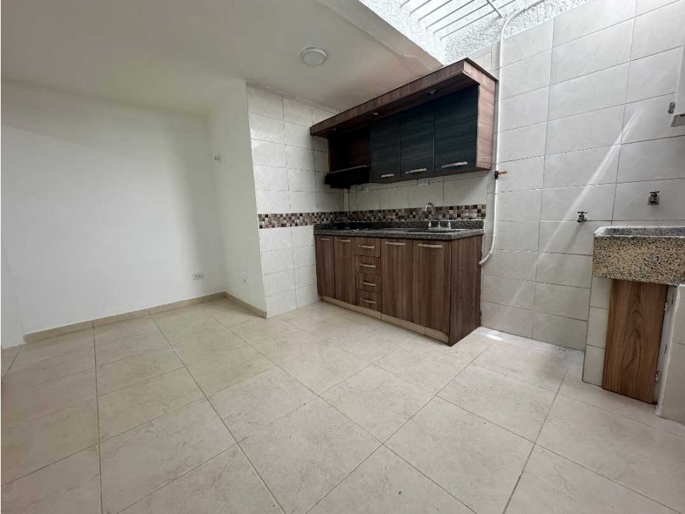 Apartamento en arriendo los naranjos envigado — foto 4