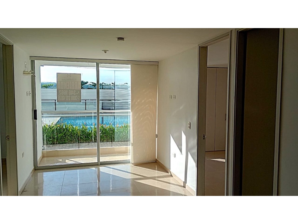 APARTAMENTO EN ARRIENDO MIRAMAR — foto 2