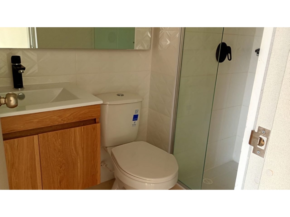 APARTAMENTO EN ARRIENDO MIRAMAR — foto 6