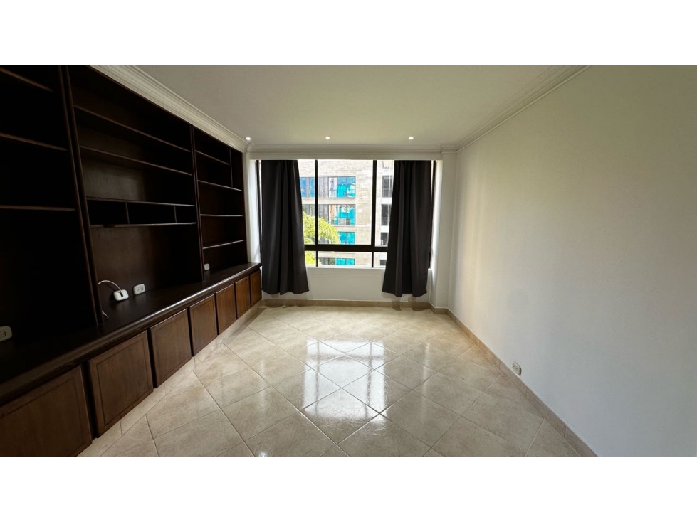 Apartamento en arriendo o venta en el poblado — foto 5