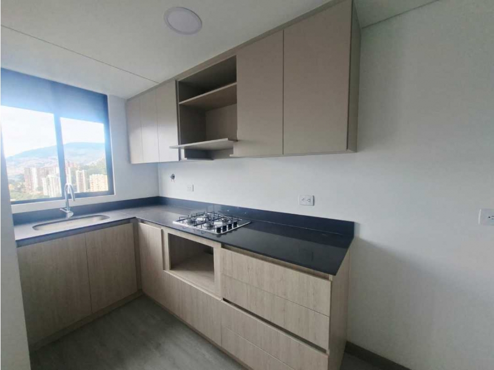 Apartamento en arriendo Poblado Palmas cerca al Country PC17