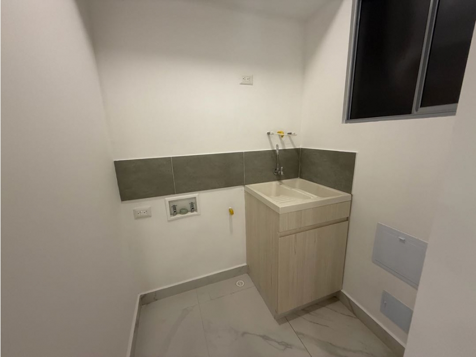 APARTAMENTO EN ARRIENDO RÍO ALTO — foto 6