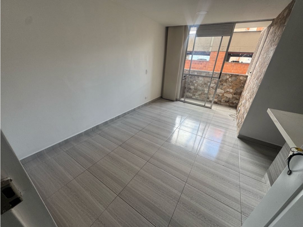 Apartamento en arriendo robledo — foto 4