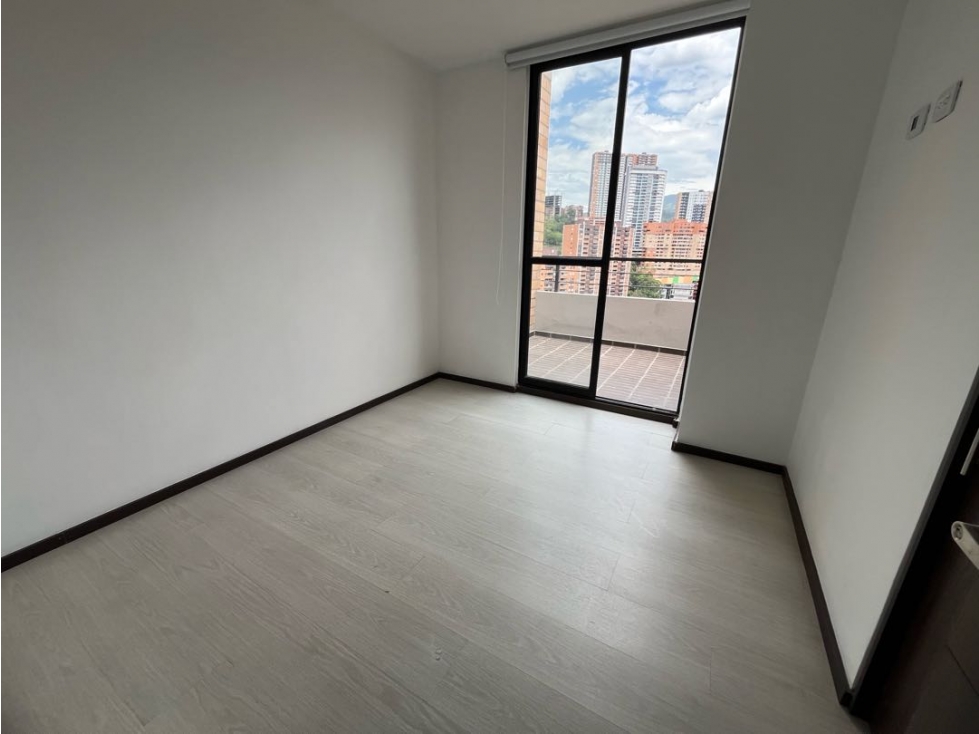Apartamento en arriendo Sabaneta alto las flores — foto 5