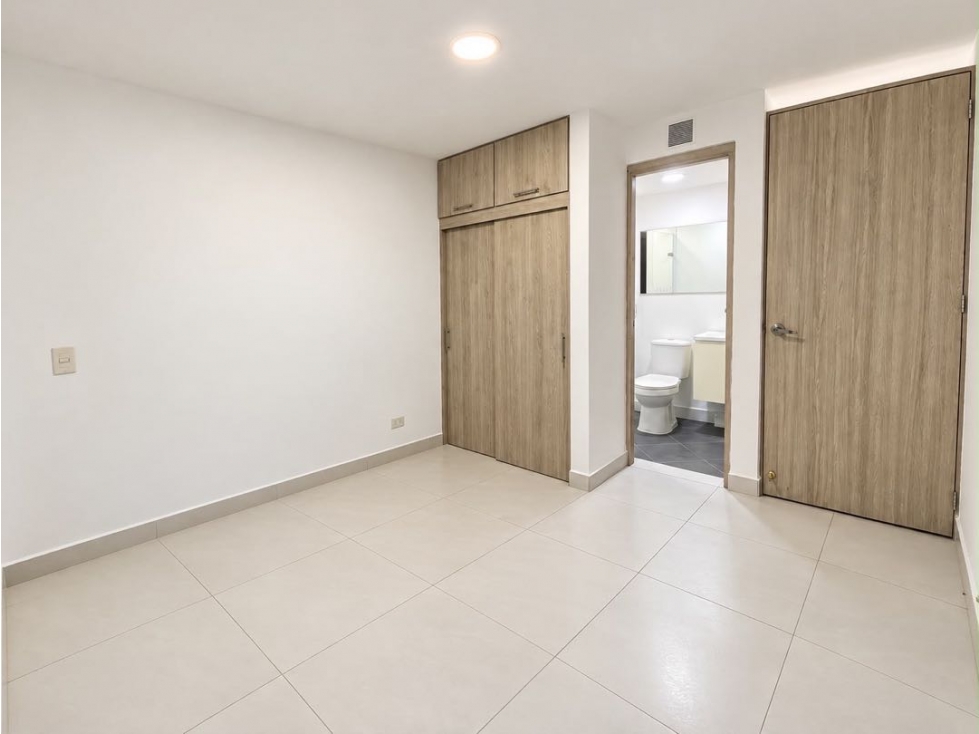 Apartamento en arriendo Sabaneta Loma de San Jose — foto 2