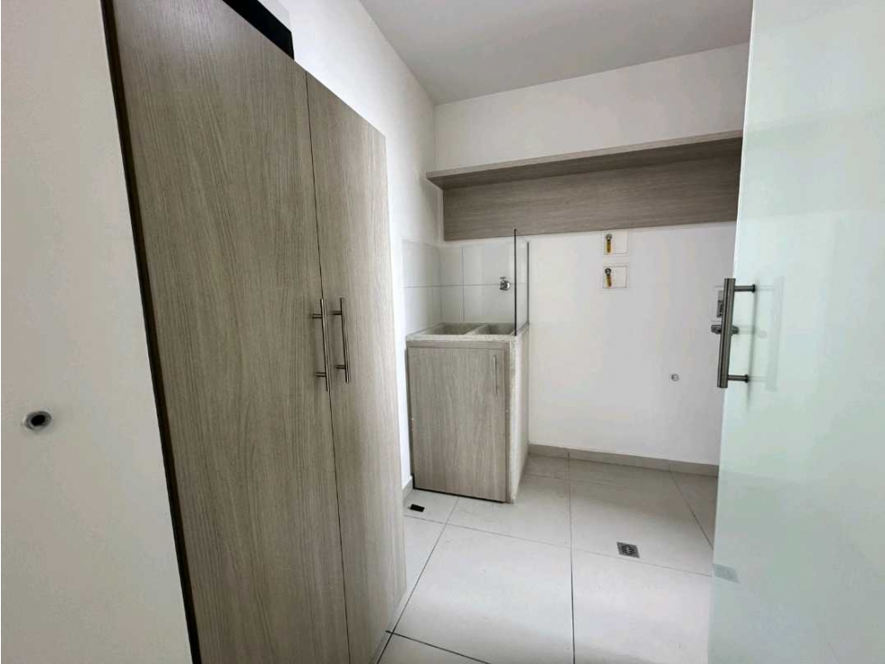 Apartamento en arriendo San José sabaneta — foto 6