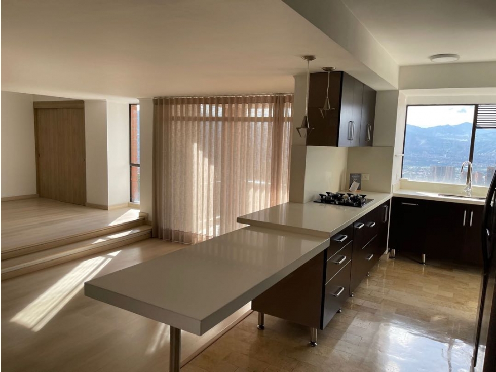 Apartamento en Arriendo en El Poblado — foto 3