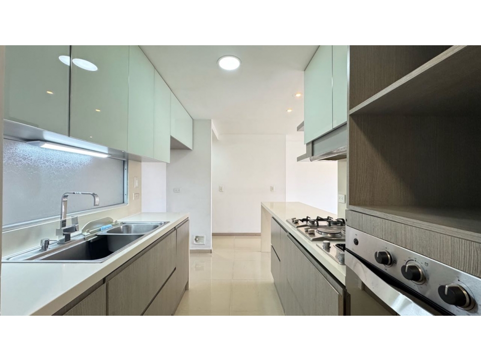 APARTAMENTO EN ARRIENDO SANTA MARÍA DE LOS ANGELES - MEDELLÍN — foto 3