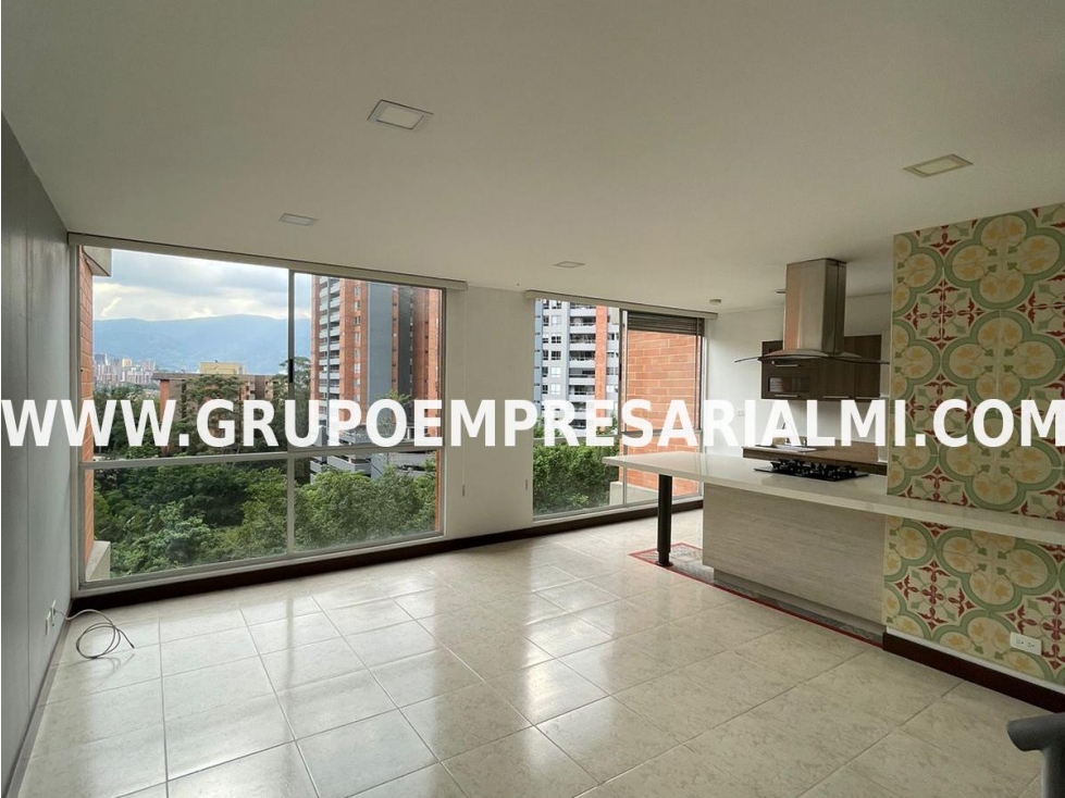 APARTAMENTO EN ARRIENDO - SECTOR URIBE ANGEL ENVIGADO COD: 10158 - 1
