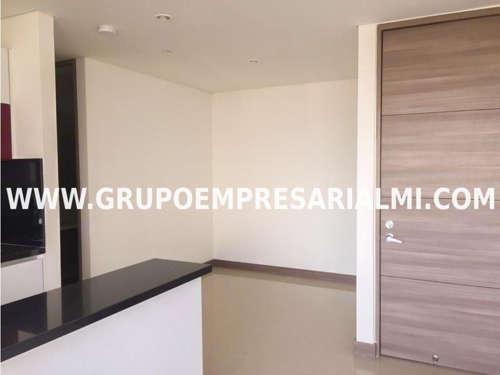 APARTAMENTO EN ARRIENDO - SECTOR SANTA MARÍA DE LOS ANGELES COD: 31218 — foto 3