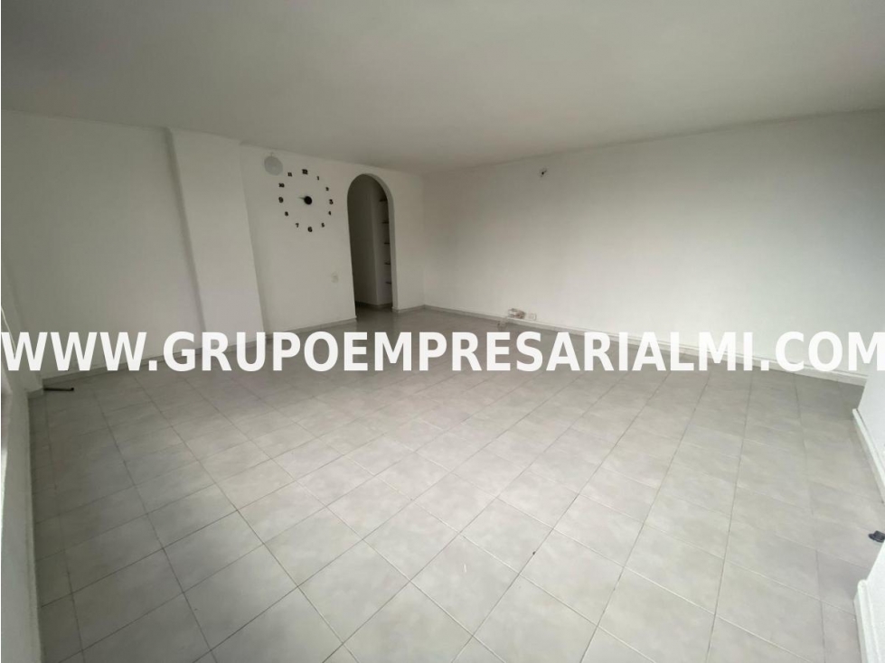 APARTAMENTO EN ARRIENDO - SECTOR SANTA MARÍA DE LOS ANGELES COD: 31669 — foto 2