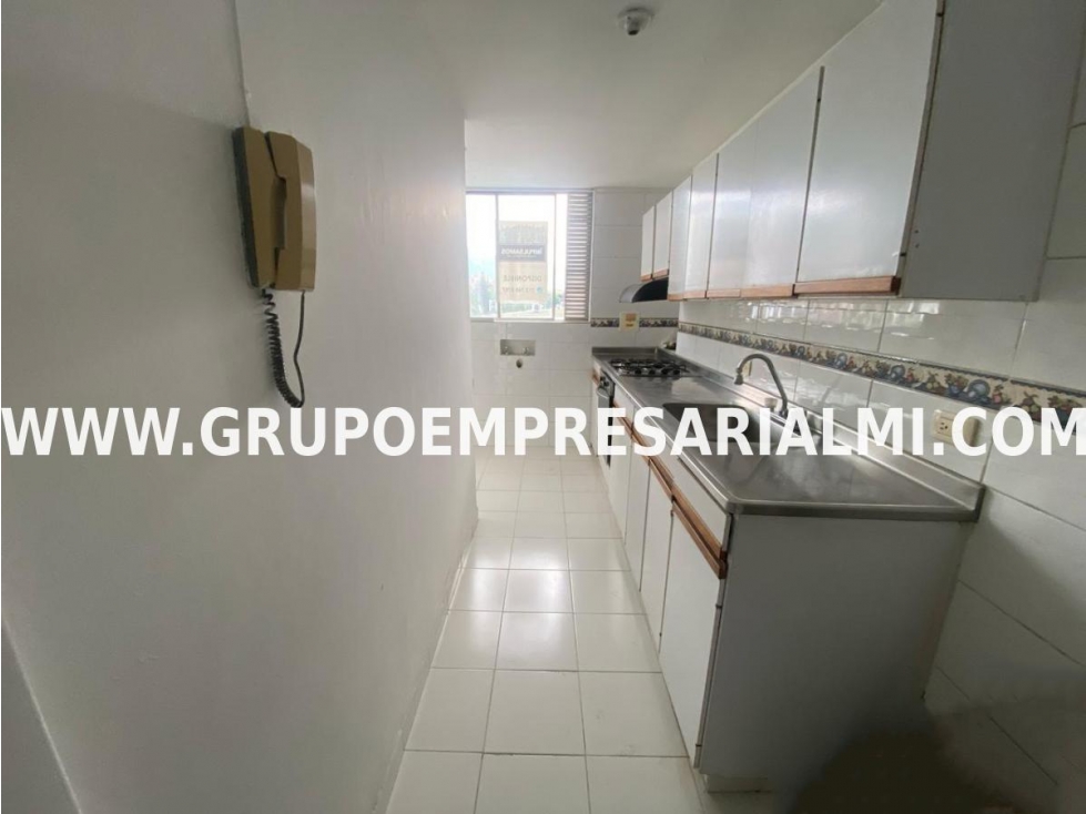 APARTAMENTO EN ARRIENDO - SECTOR SANTA MARÍA DE LOS ANGELES COD: 31669 — foto 6