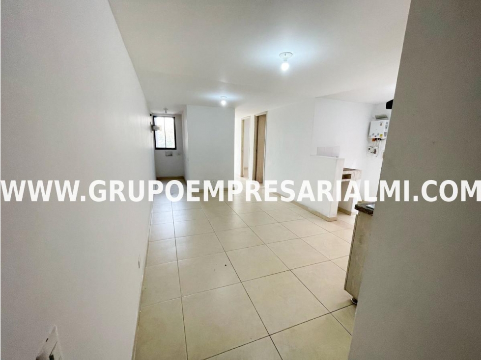 AGRADABLE APARTAMENTO EN ARRIENDO - SECTOR LA AMÉRICA COD: 25495