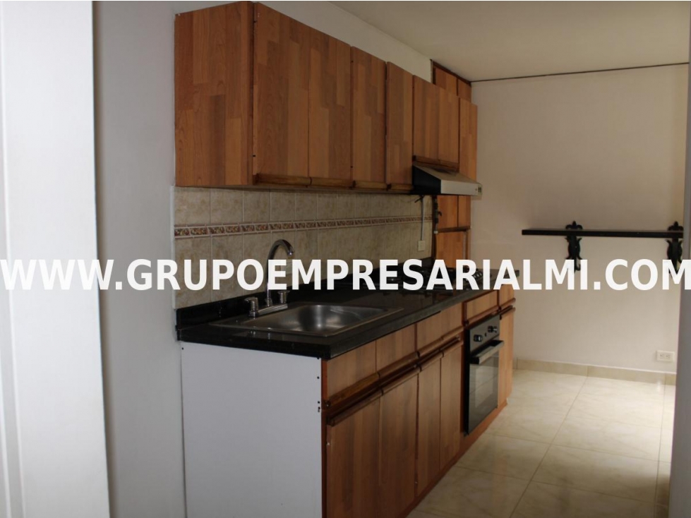 AMPLIO APARTAMENTO EN ARRIENDO - SECTOR LA AGUACATALA COD: 10089 — foto 2