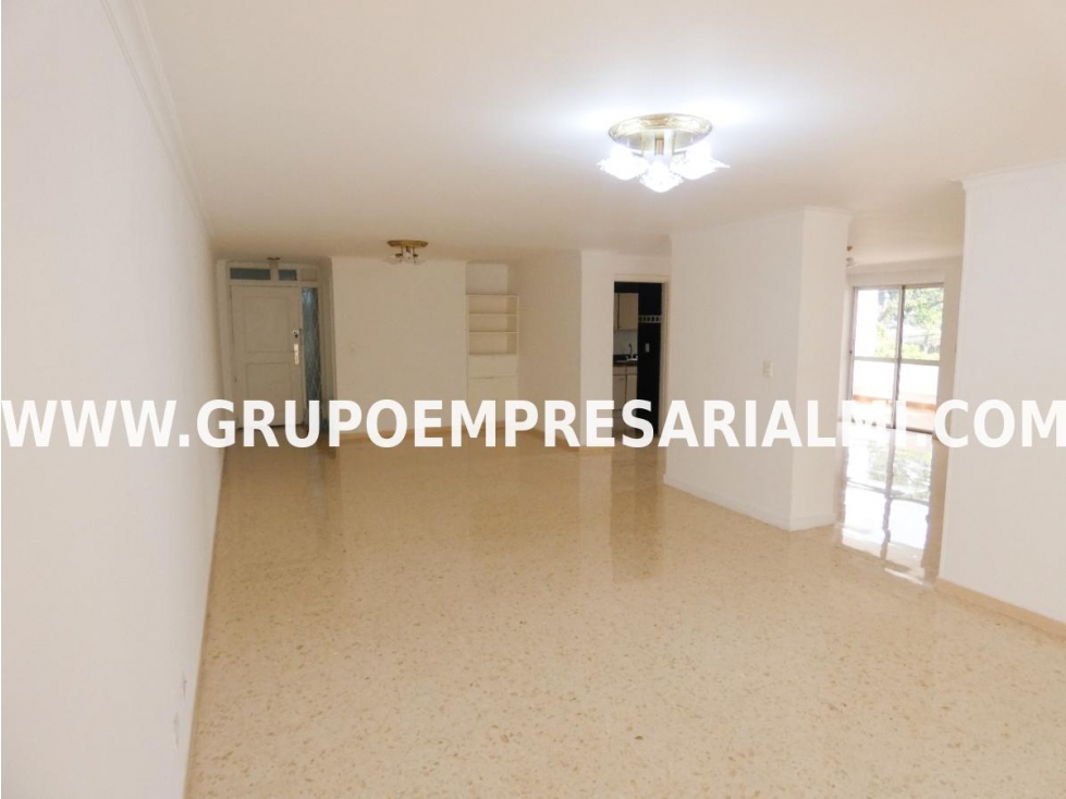 APARTAMENTO EN ARRIENDO - SECTOR SANTA MARÍA DE LOS ANGELES COD: 31920 — foto 2