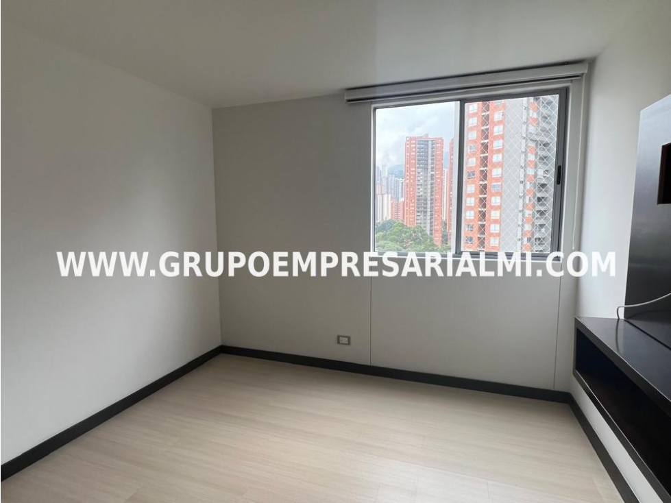 APARTAMENTO EN ARRIENDO - SECTOR VEGAS DE SAN JOSE COD: 32211 — foto 6